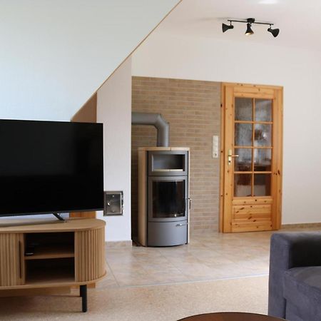 Willa Kleines Haus Am Feld Rehna Zewnętrze zdjęcie